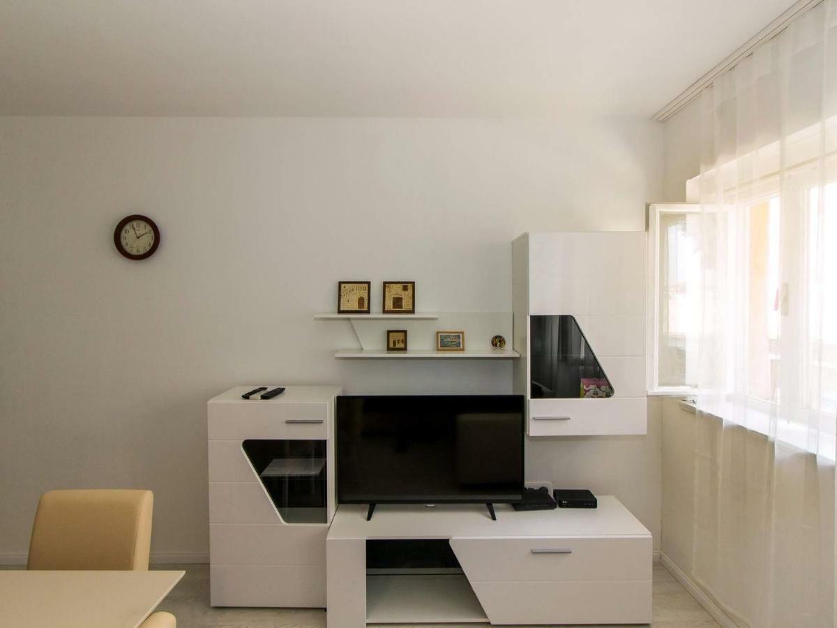 Roli Hotell Zadar Exteriör bild