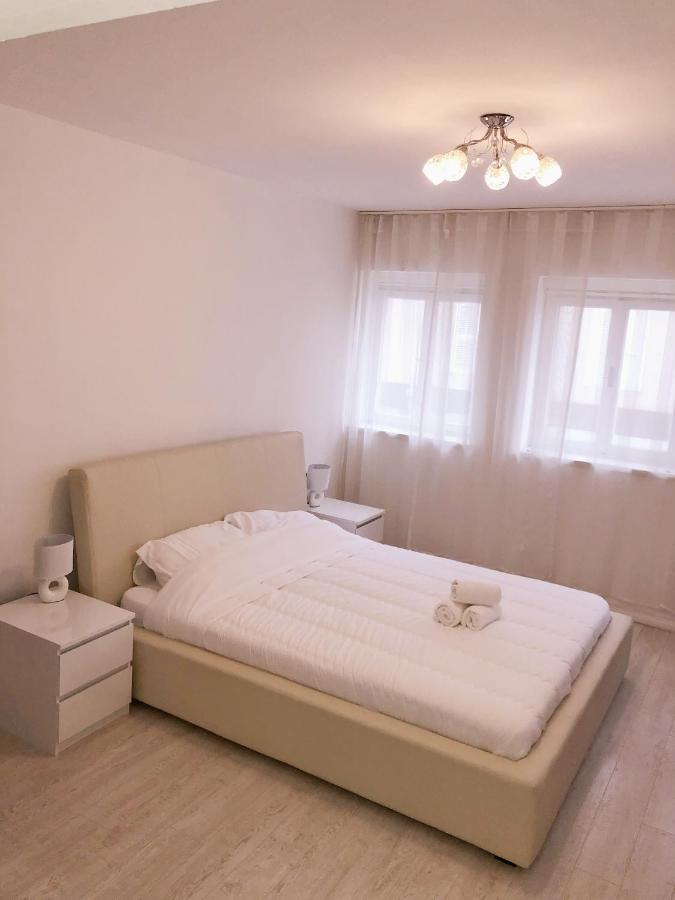 Roli Hotell Zadar Exteriör bild